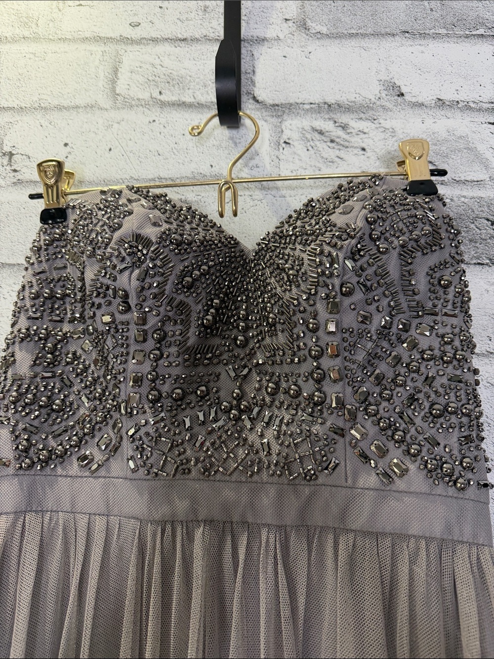 Le Chateau Grey/ Mauve Tulle Beaded Halter (prom) Dress - Picture 10 of 12
